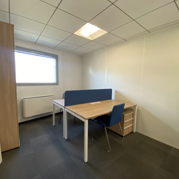 Bureau privé 11 m² 2 postes Location bureau Rue Diderot Nanterre 92000 - photo 1