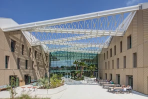 Bureau privé - 64200 - 12 postes - 5508€