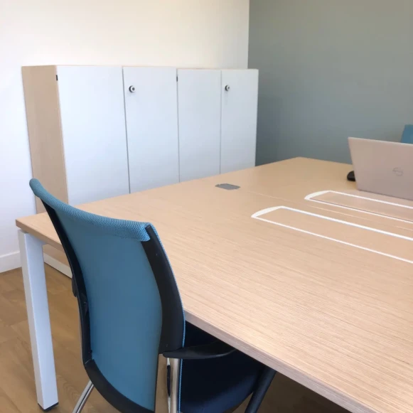 Bureau privé 10 m² 2 postes Location bureau Chemin de Chibau Saint-Jean-de-Luz 64500 - photo 3