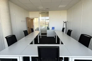 Bureau privé - 01000 - 7 postes - 2044€