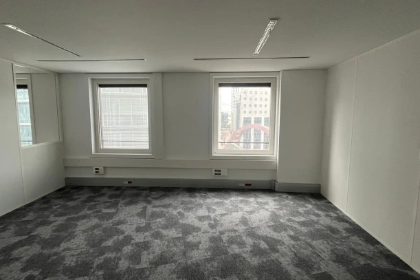 Bureau privé - 92800 - 35 postes - 14500€