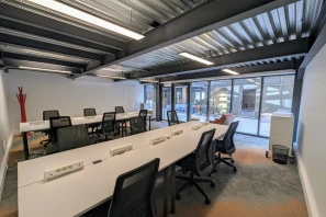 Bureau privé - 33000 - 12 postes - 3301€