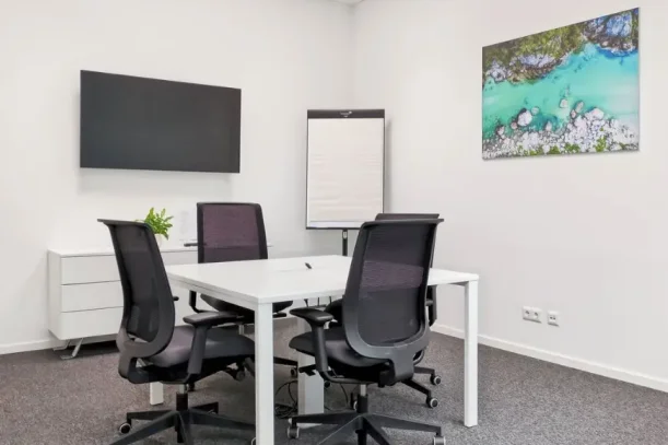 Bureau privé - 92150 - 4 postes - 1880€