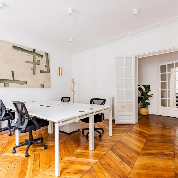 Bureau privé 20 m² 4 postes Location bureau Rue Michel Ange Paris 75016 - photo 2