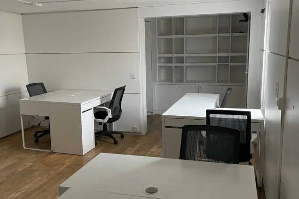 Bureau privé - 75002 - 8 postes - 2500€