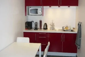 Espace indépendant - 78290 - 12 postes - 2510€