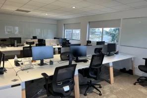 Bureau privé - 91140 - 20 postes - 3000€