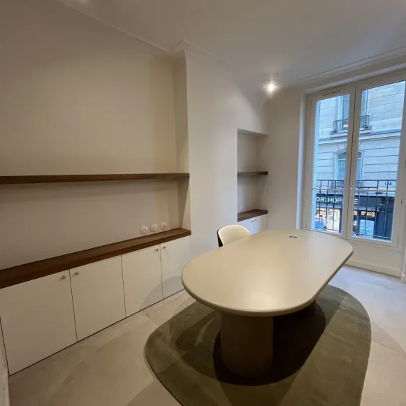 Espace indépendant 57 m² 5 postes Location bureau Rue Rennequin Paris 75017 - photo 5