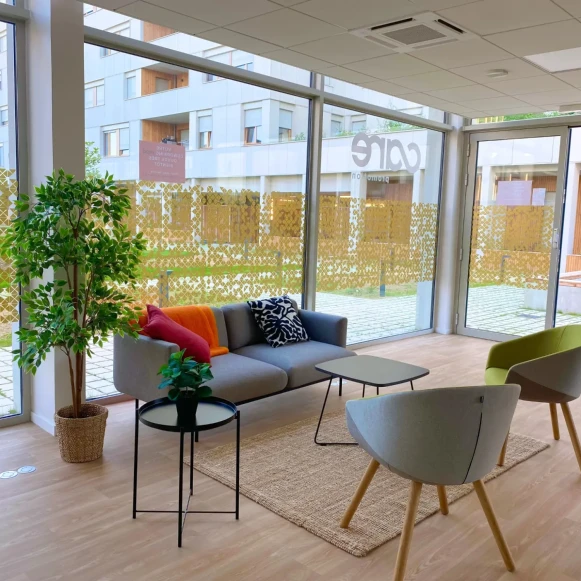 Open Space  8 postes Location bureau Allée Madame de Montespan Bussy-Saint-Georges 77600 - photo 5