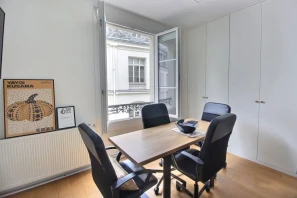 Espace indépendant - 75010 - 20 postes - 9900€