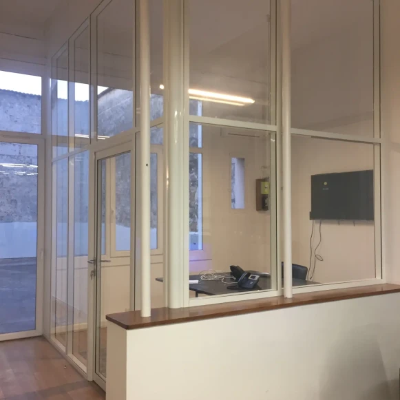 Espace indépendant 78 m² 12 postes Location bureau Quai des Chartrons Bordeaux 33000 - photo 7