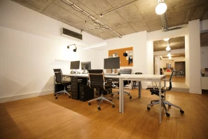 Open Space - 75002 - 5 postes - 425€