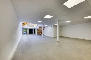 Espace indépendant - 92240 - 40 postes - 5500€