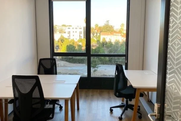 Bureau privé - 34000 - 3 postes - 1242€