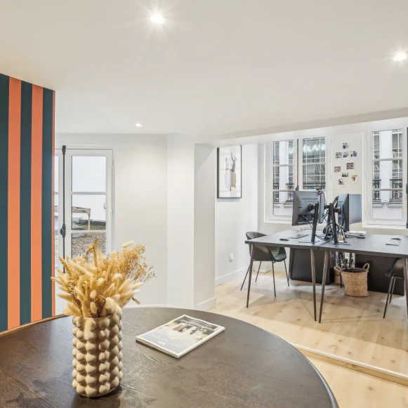 Espace indépendant 100 m² 16 postes Location bureau Rue du Sentier Paris 75002 - photo 10