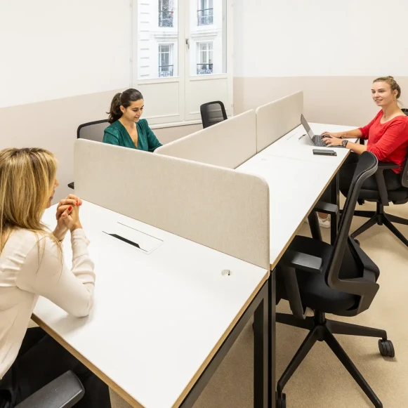 Espace indépendant 173 m² 31 postes Coworking Rue Montmartre Paris 75002 - photo 10