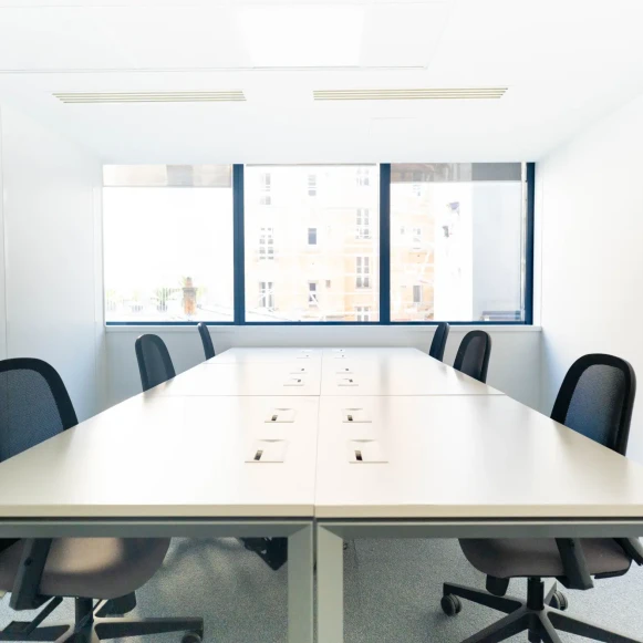 Bureau privé 22 m² 6 postes Location bureau Route de la Reine Boulogne-Billancourt 92100 - photo 4