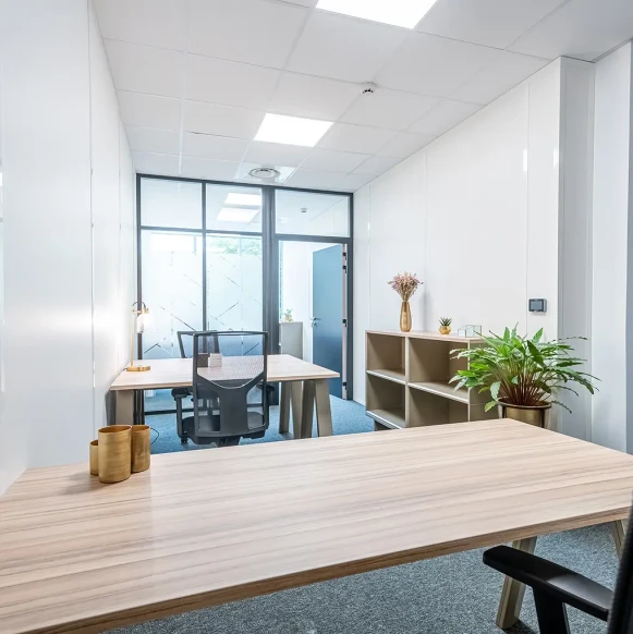 Bureau privé 27 m² 5 postes Location bureau Boulevard Carnot Dijon 21000 - photo 1