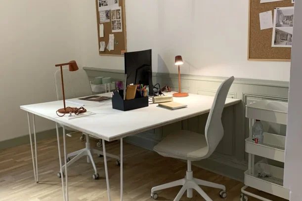 Open Space - 34000 - 6 postes - 220€