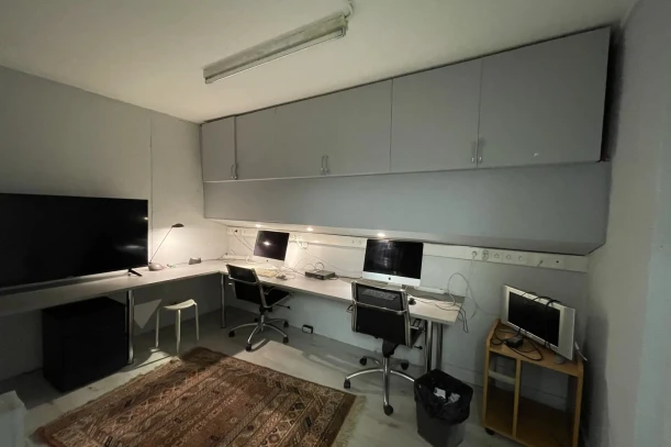 Bureau privé - 75010 - 2 postes - 600€