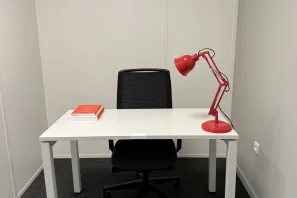 Bureau privé - 01000 - 1 poste - 328€