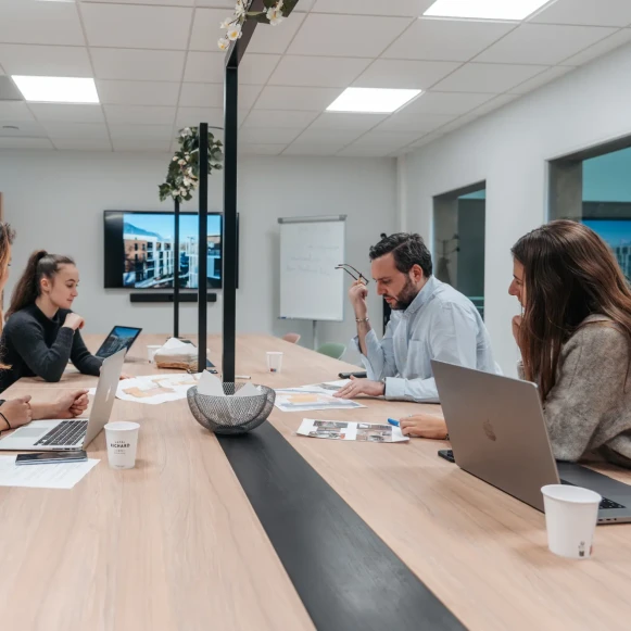 Bureau privé 135 m² 20 postes Coworking Chemin du Vieux Chêne Meylan 38240 - photo 4