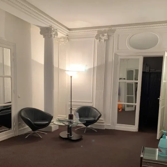 Bureau privé 16 m² 2 postes Location bureau Avenue Bugeaud Paris 75016 - photo 5