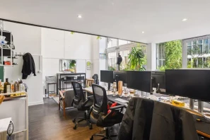 Espace indépendant - 75011 - 22 postes - 10000€