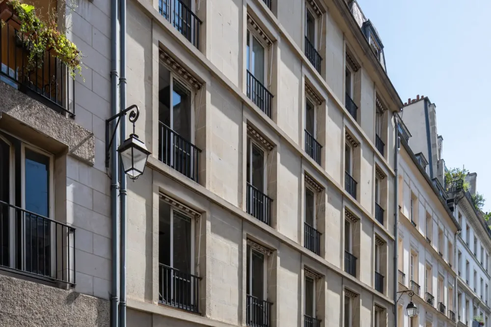 Espace indépendant - 75003 - 33 postes - 19500€