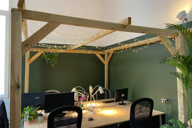 Open Space - 34000 - 20 postes - 279€