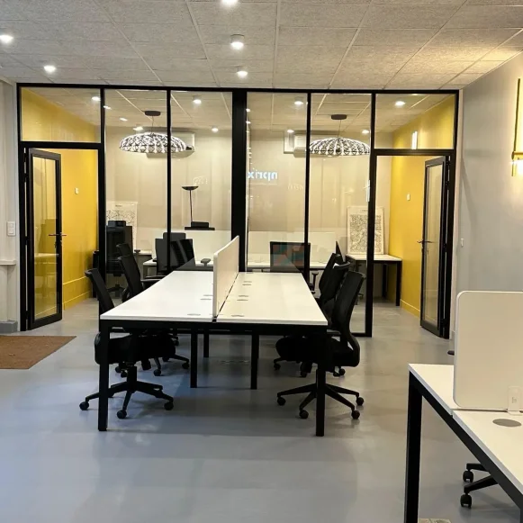 Espace indépendant 120 m² 20 postes Location bureau Rue Bouchardon Paris 75010 - photo 2