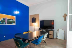 Espace indépendant - 33300 - 12 postes - 4560€