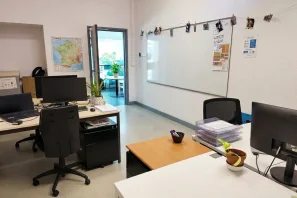 Bureau privé - 69002 - 4 postes - 1070€