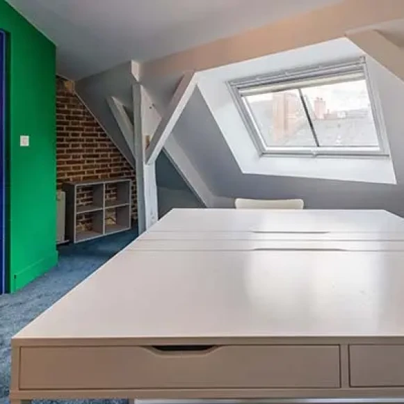 Bureau privé 11 m² 2 postes Location bureau Rue Jean Guéhenno Rennes 35700 - photo 1