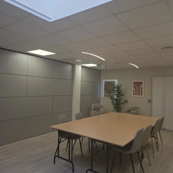 Bureau privé 35 m² 7 postes Coworking Rue Salvador Allende Bezons 95870 - photo 4