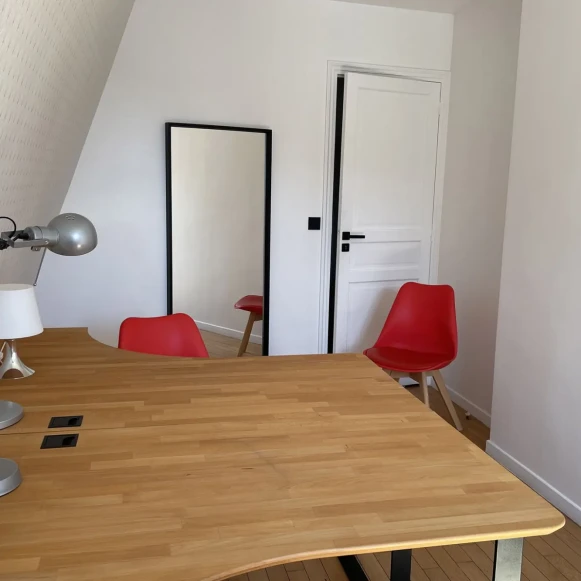 Bureau privé 12 m² 2 postes Coworking Rue du Laos Paris 75015 - photo 1