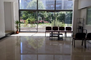 Bureau privé - 75018 - 1 poste - 850€