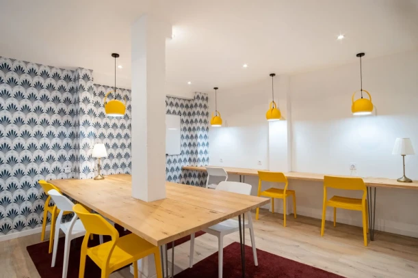 Bureau privé - 33000 - 6 postes - 900€