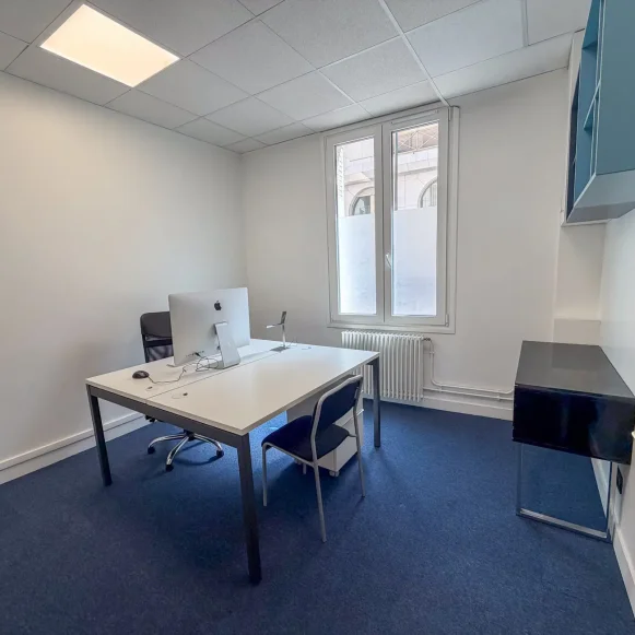 Espace indépendant 25 m² 4 postes Location bureau Rue Aristide Briand Levallois-Perret 92300 - photo 3