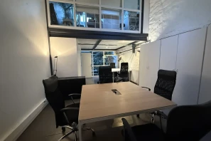 Bureau privé - 75017 - 9 postes - 2490€