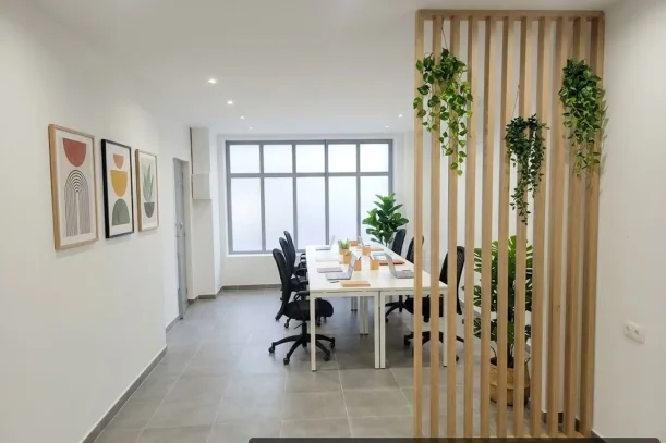 Open Space - 59300 - 8 postes - 149€