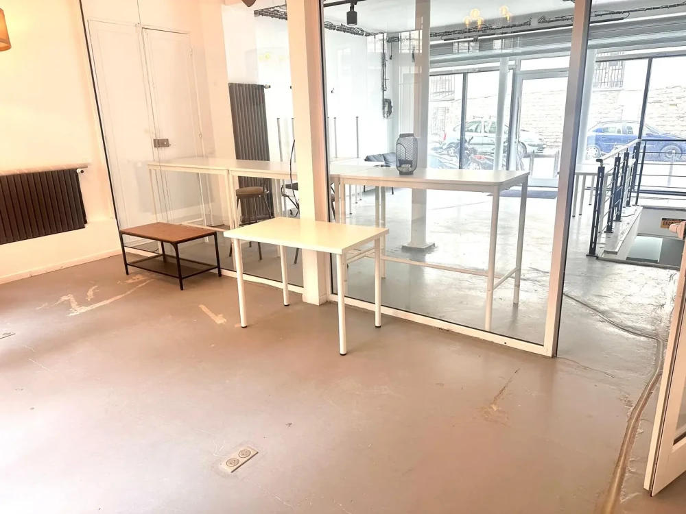 Espace indépendant - 75010 - 20 postes - 4500€