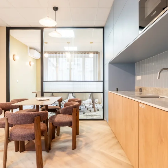 Espace indépendant 155 m² 23 postes Location bureau Rue Montmartre Paris 75002 - photo 8