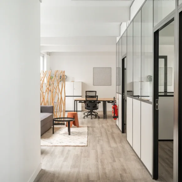 Espace indépendant 96 m² 12 postes Coworking Rue de Charonne Paris 75011 - photo 6
