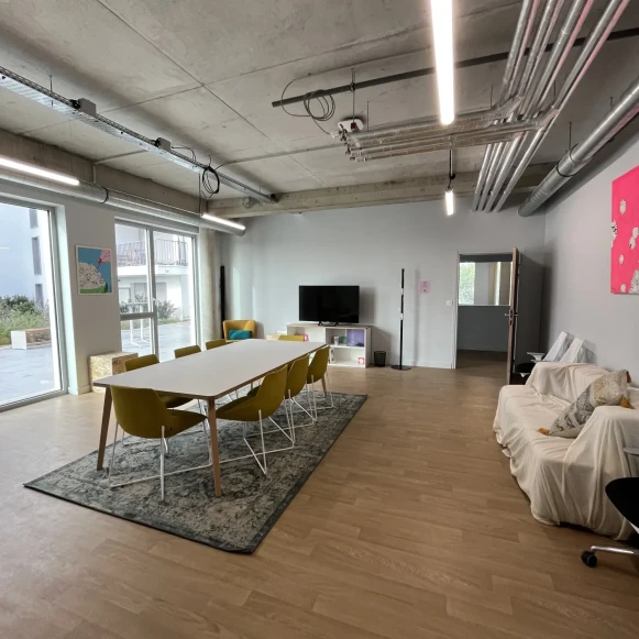 Bureau privé 20 m² 2 postes Coworking Boulevard Jean Moulin Angers 49100 - photo 5