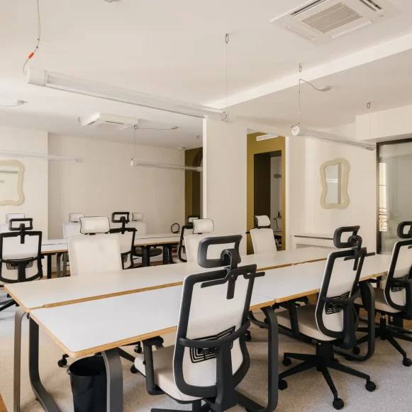 Espace indépendant 210 m² 32 postes Coworking Rue Washington Paris 75008 - photo 8