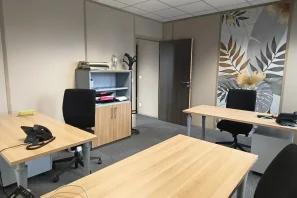 Bureau privé - 31670 - 5 postes - 2400€
