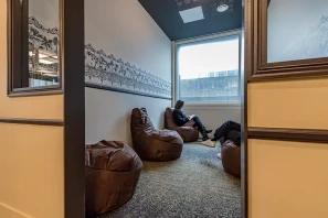 Open Space - 93210 - 80 postes - 199€