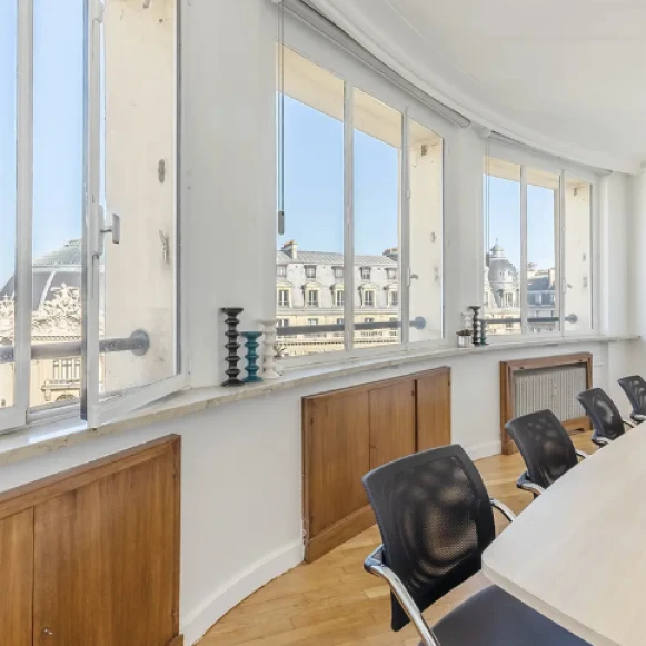 Espace indépendant 160 m² 24 postes Location bureau Rue Jean-Jacques Rousseau Paris 75001 - photo 1