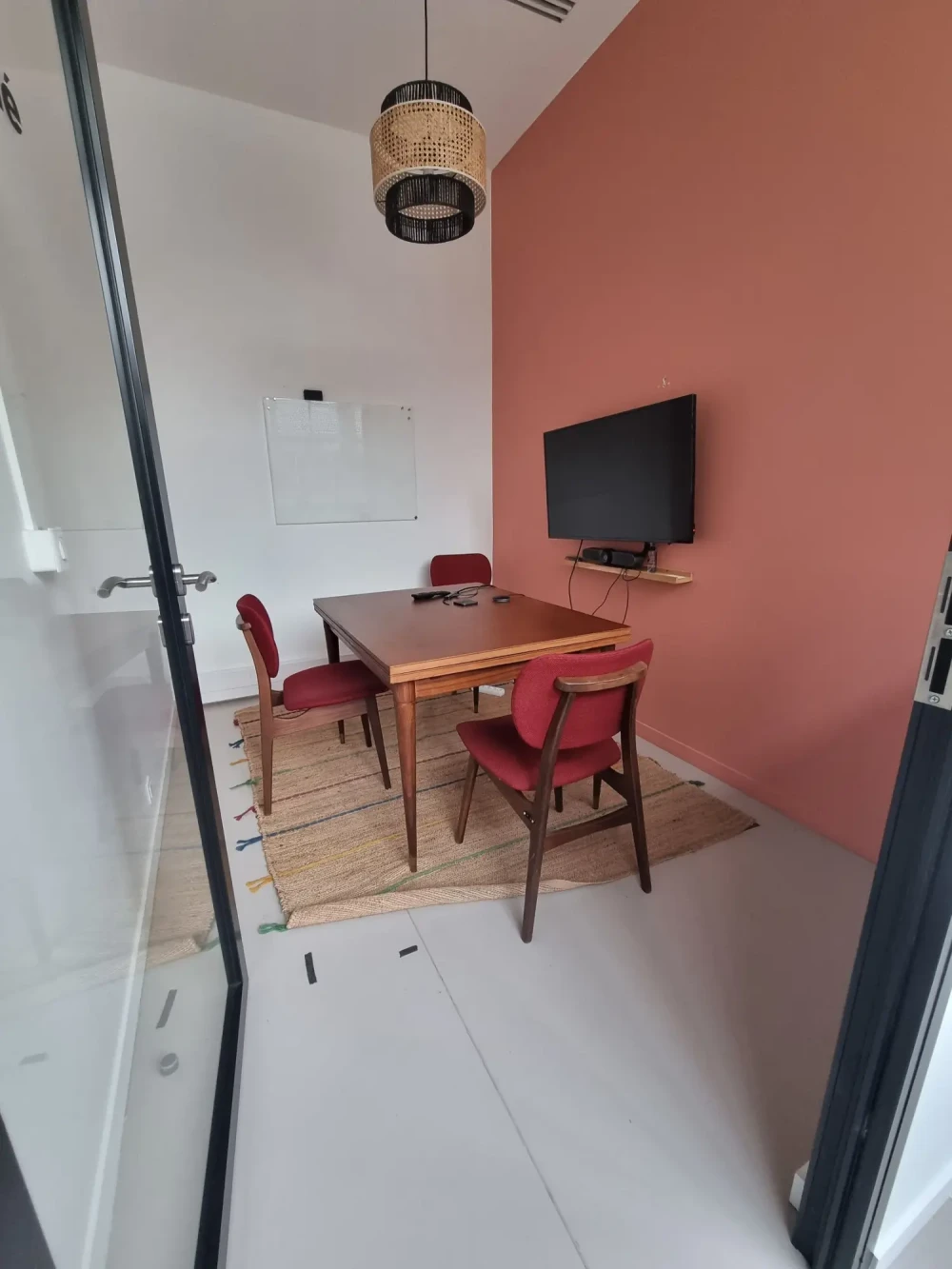 Open Space - 75003 - 10 postes - 550€